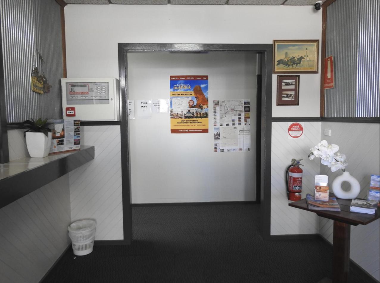Broken Hill Tourist Lodge Kültér fotó